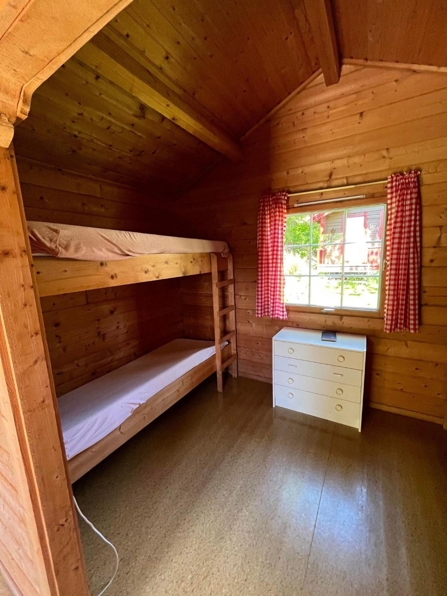Svindland Camping 克维内斯达尔 外观 照片